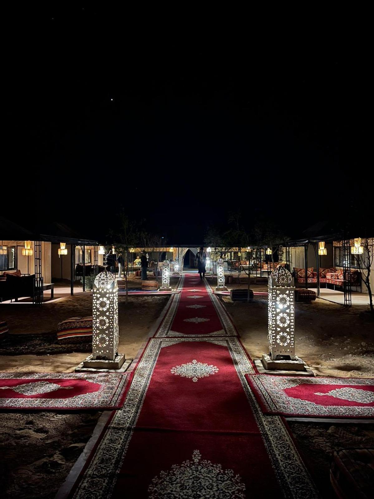 Toop Luxury Camp & Air Conditioning Merzouga Exterior photo